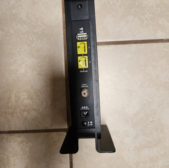 NETGEAR WiFi Cable Modem Router - Picture 3 of 5